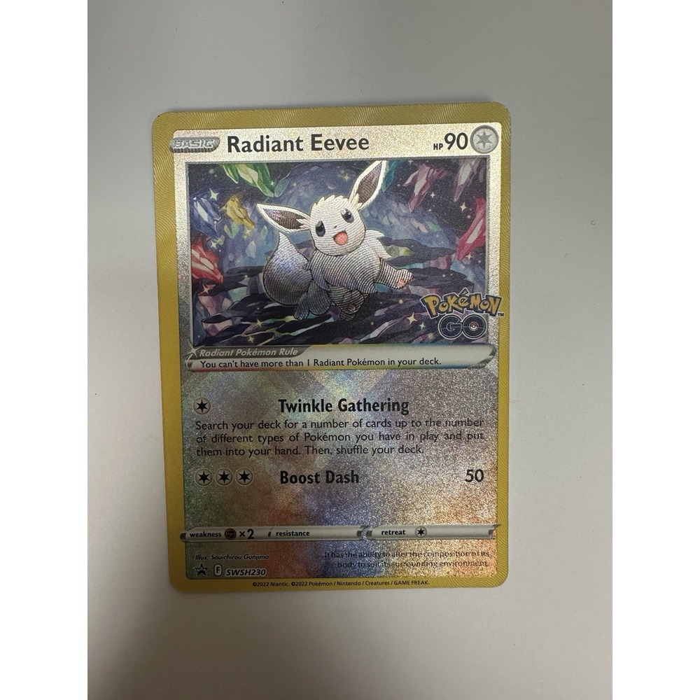 Radiant Eevee MISCUT ERROR ALIGNMENT DOT! SWSH230 Promo Cards Holo Near mint NM - Picture 5 of 10